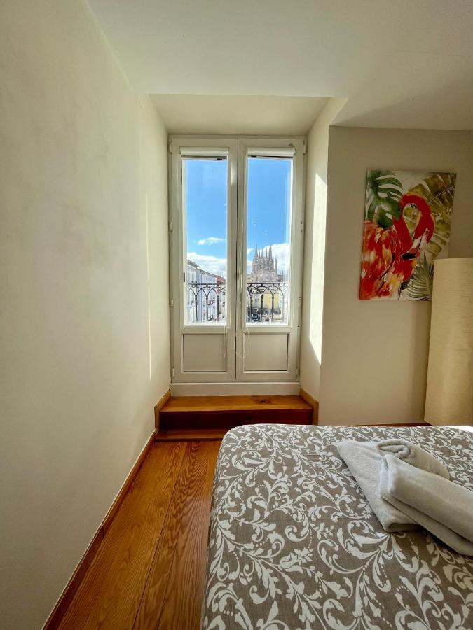 Atuaire Home Preciosa Vivienda Vistas A La Catedral Parking Incluido Burgo Zewnętrze zdjęcie