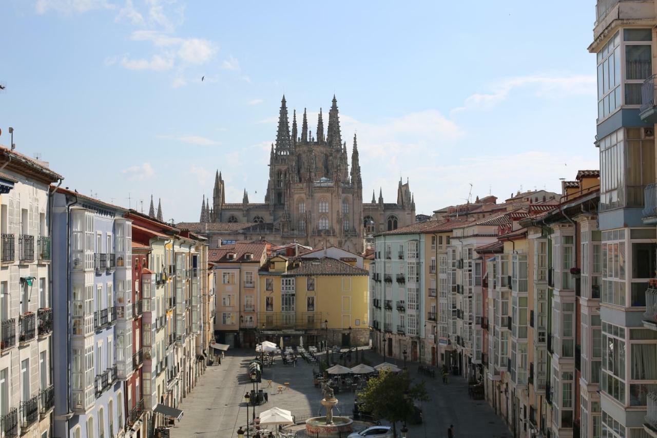 Atuaire Home Preciosa Vivienda Vistas A La Catedral Parking Incluido Burgo Zewnętrze zdjęcie